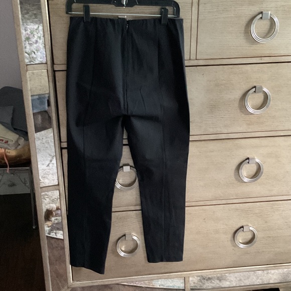 Rag & Bone Black Skinny Pants with Button Detail; size 8 - Picture 3 of 6